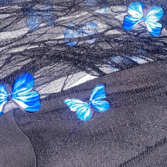 NWOT Cold Shoulder Butterfly Bodysuit - Picture 3 of 9